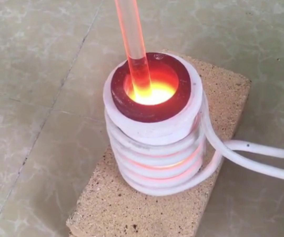 小型高频熔炼炉：家用电压，高效熔炼