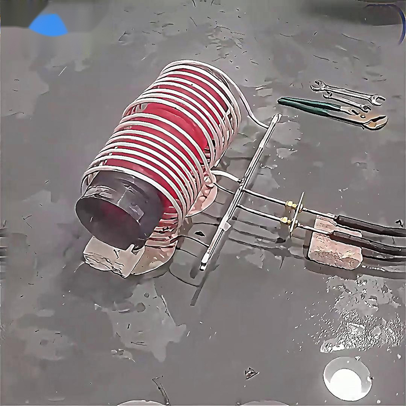中频感应加热设备对直径180mm、长度300mm的钢管进行加热测试