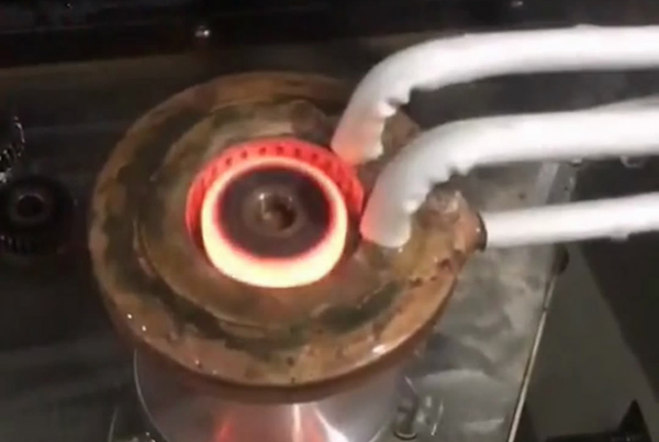  立式高频淬火机床 ，自动化齿轮淬火设备